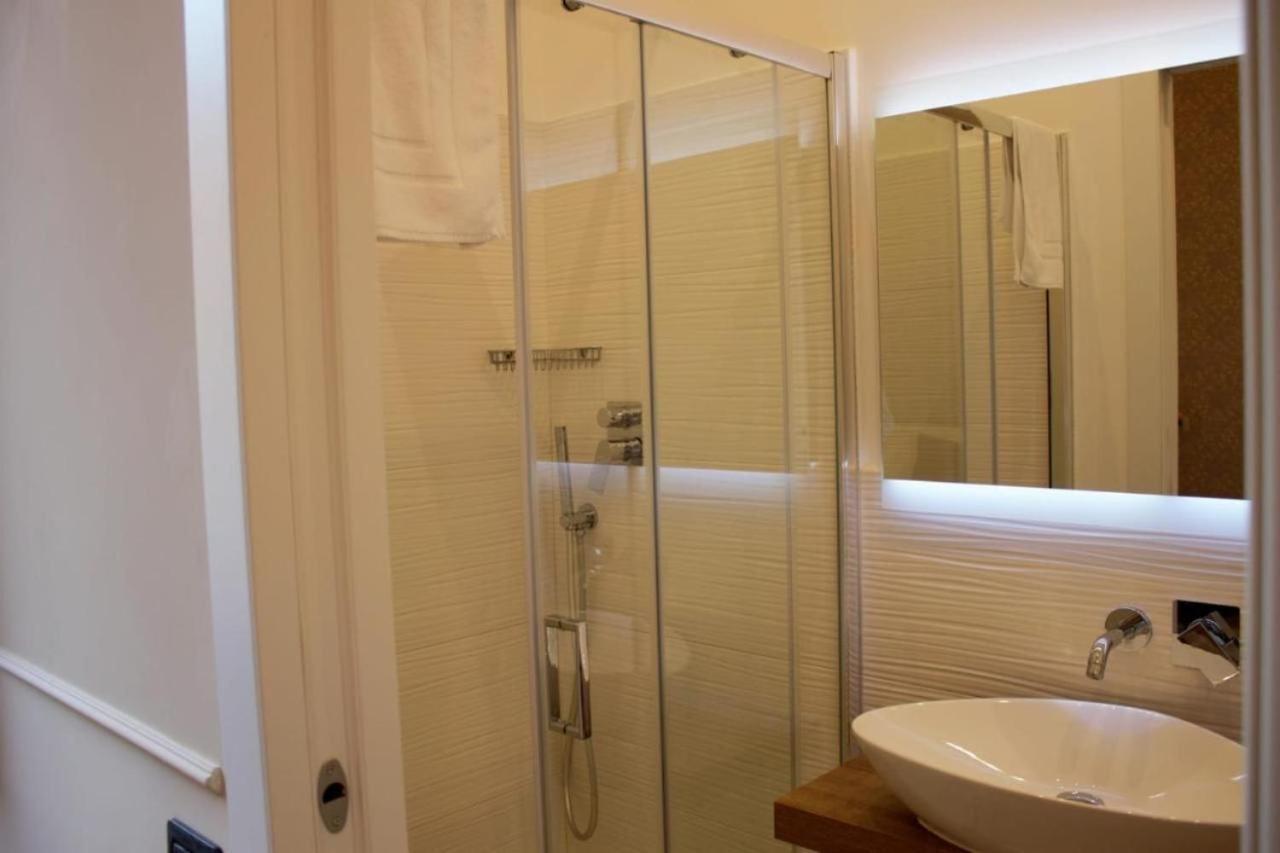52 Vespasiano Vatican Suites Rome Bilik gambar